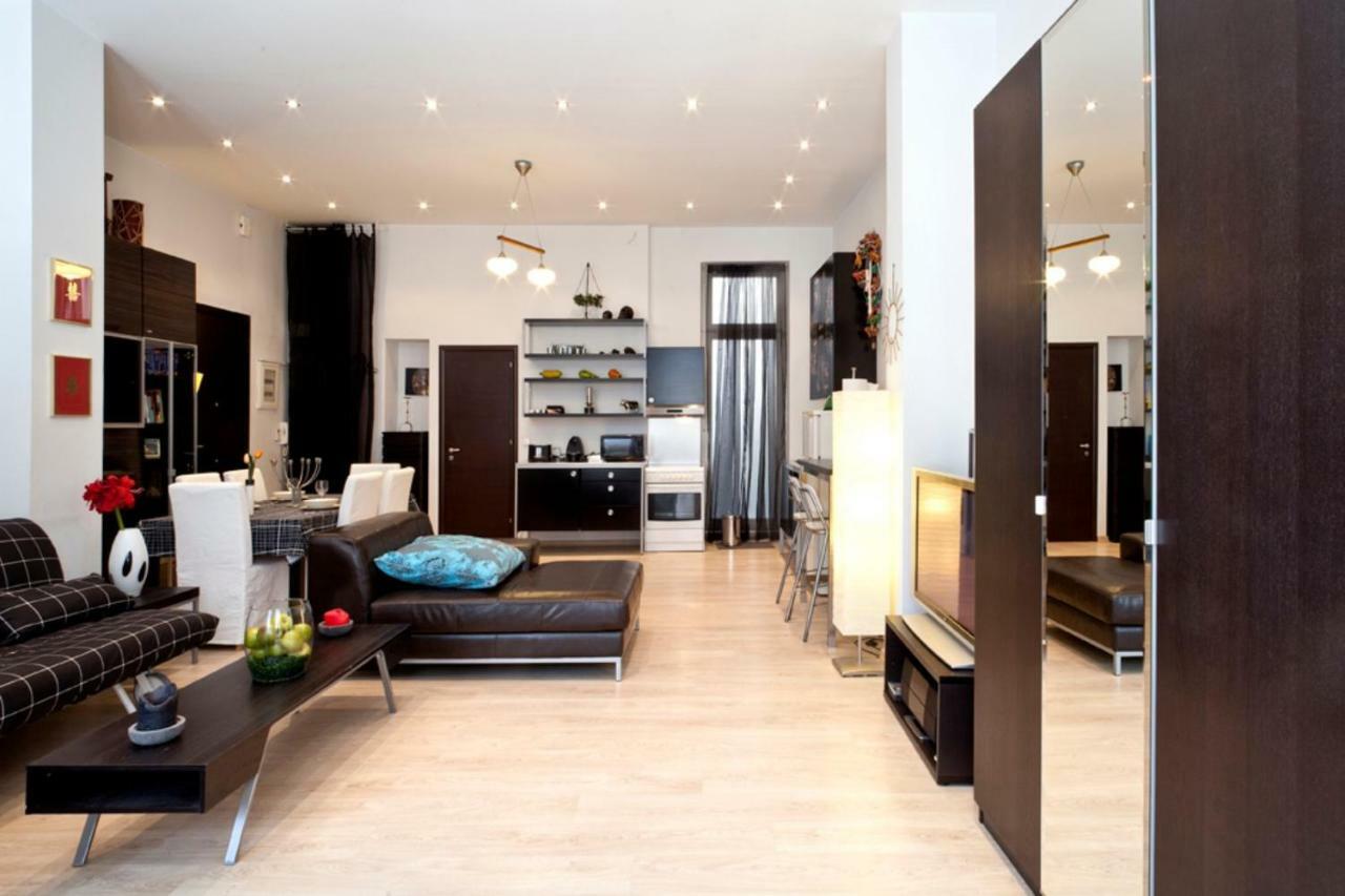 אתונה Deluxe Central Loft Near Acropolis מראה חיצוני תמונה